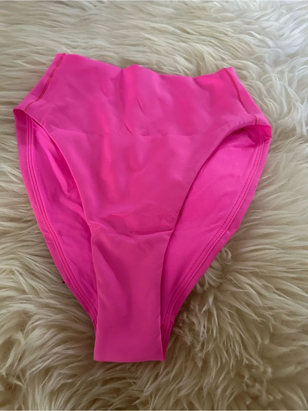 Left On Friday Hi Hi Bottom HIGH RISE, HIGH CUT LEG, MEDIUM BUM